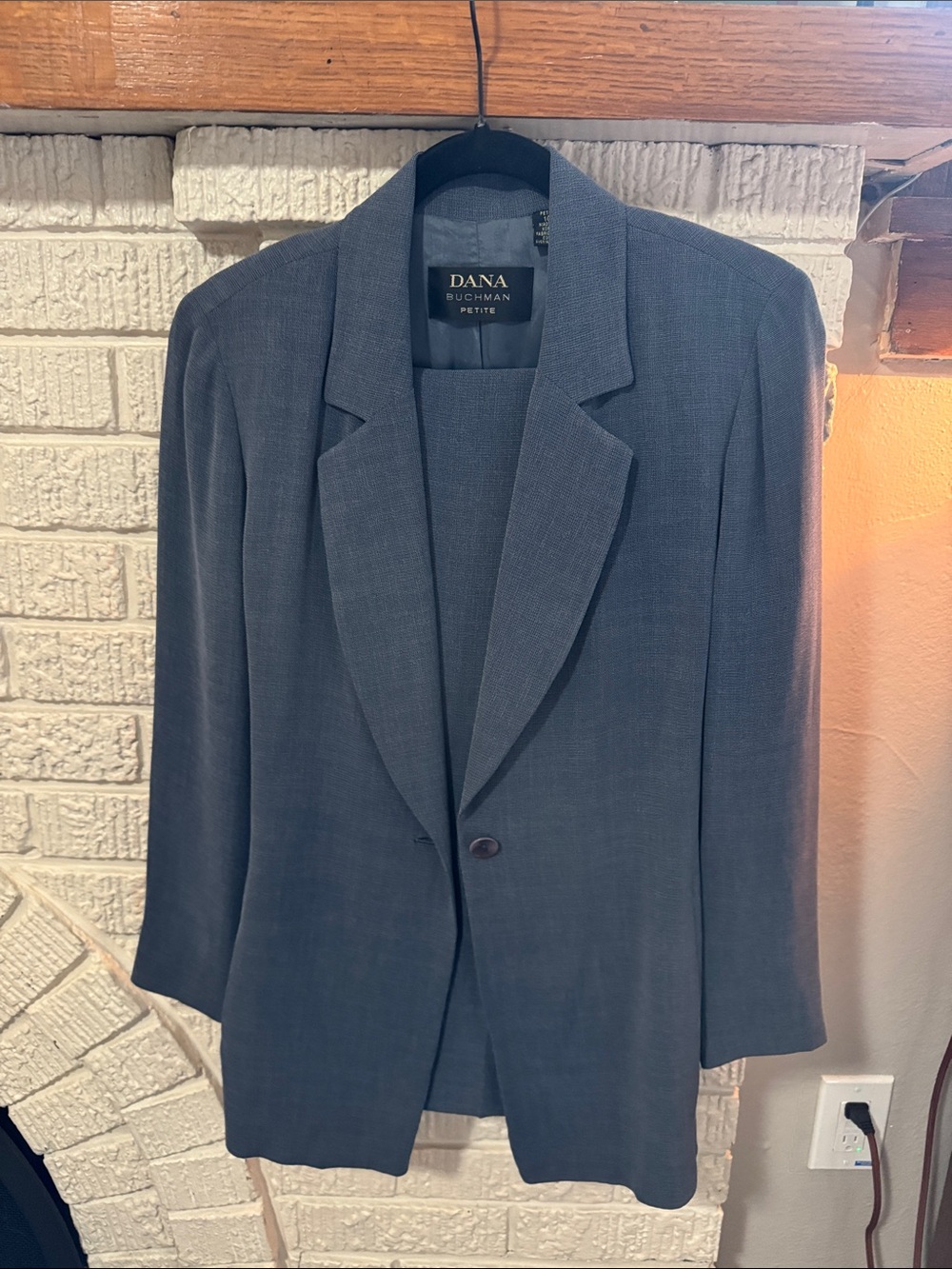 Dana Buchman Petite Blue-Gray Single-Button Blazer and Pants Set